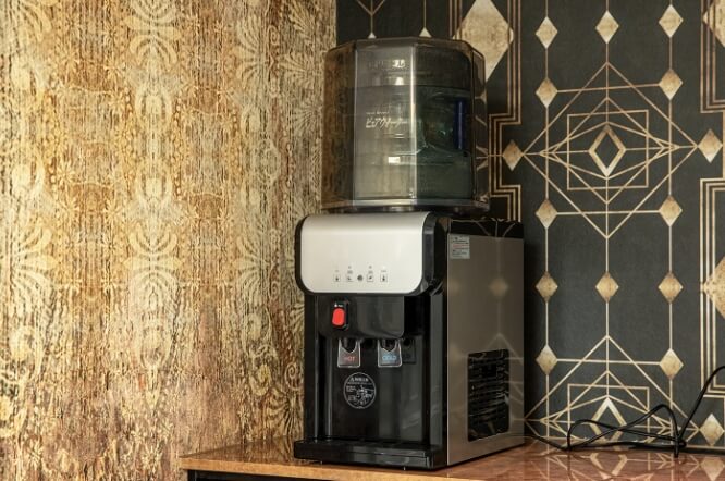 室内にあるウォーターサーバー